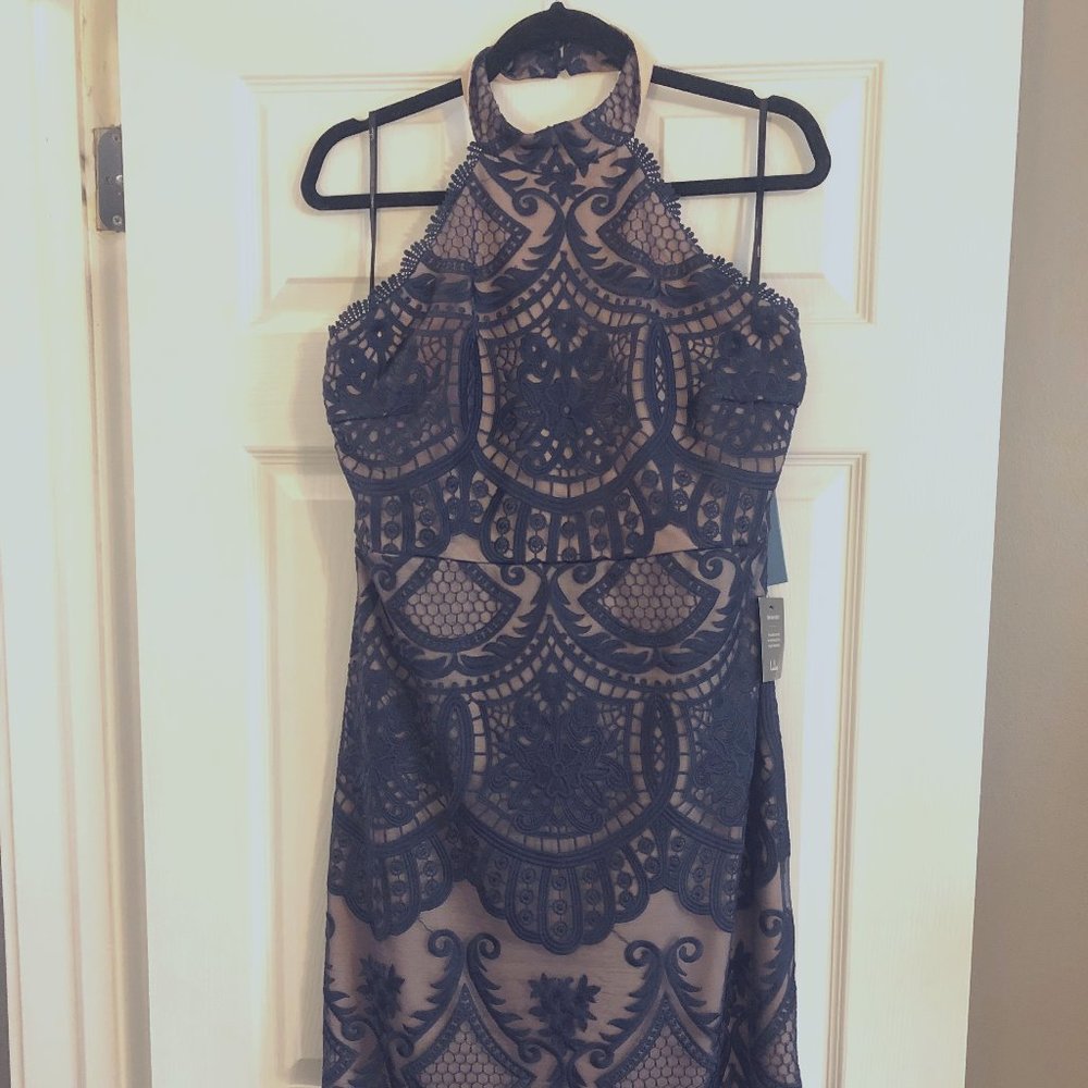 NWT beautiful lace Lulu's halter dress